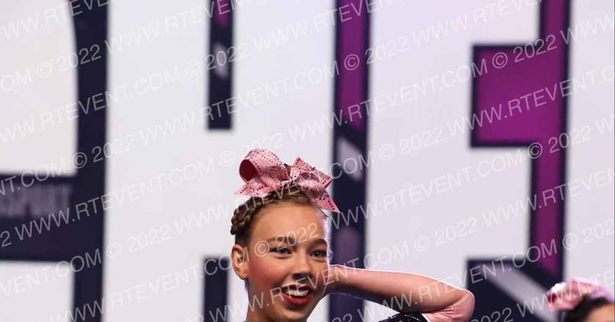 Designer Athletics Dior Divas · CSN Arena C One