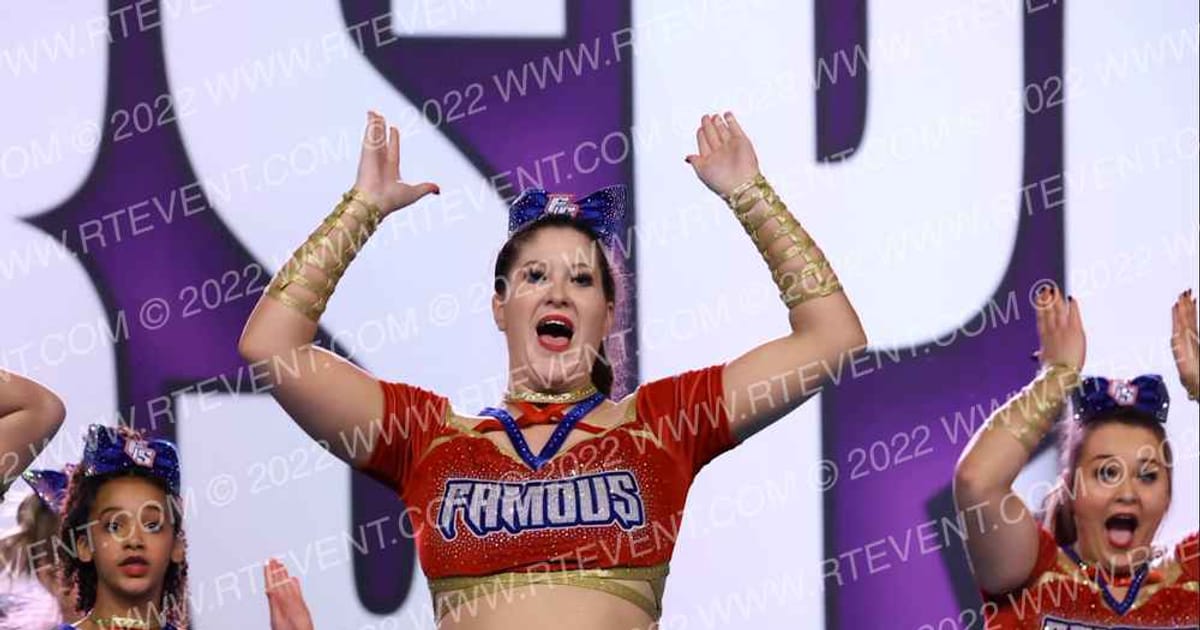 Famous Superstars GOLD · CSN Arena B Five