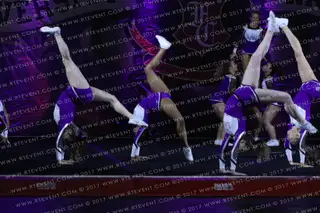UMC Cheerleading Queen Bees