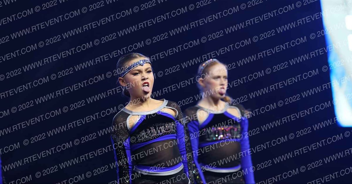 CHEER FORCE JR GENIES · DII Nationals
