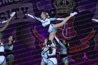 Cambridge Cougars Large University All Girl Level 1