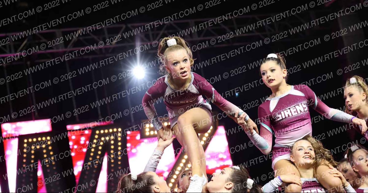 SIRENS CHEERLEADERS ECHO · DI Nationals