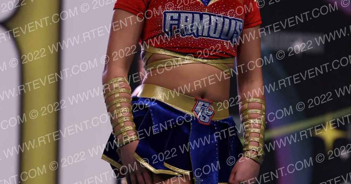 Famous Superstars GOLD · CSN Arena B Five