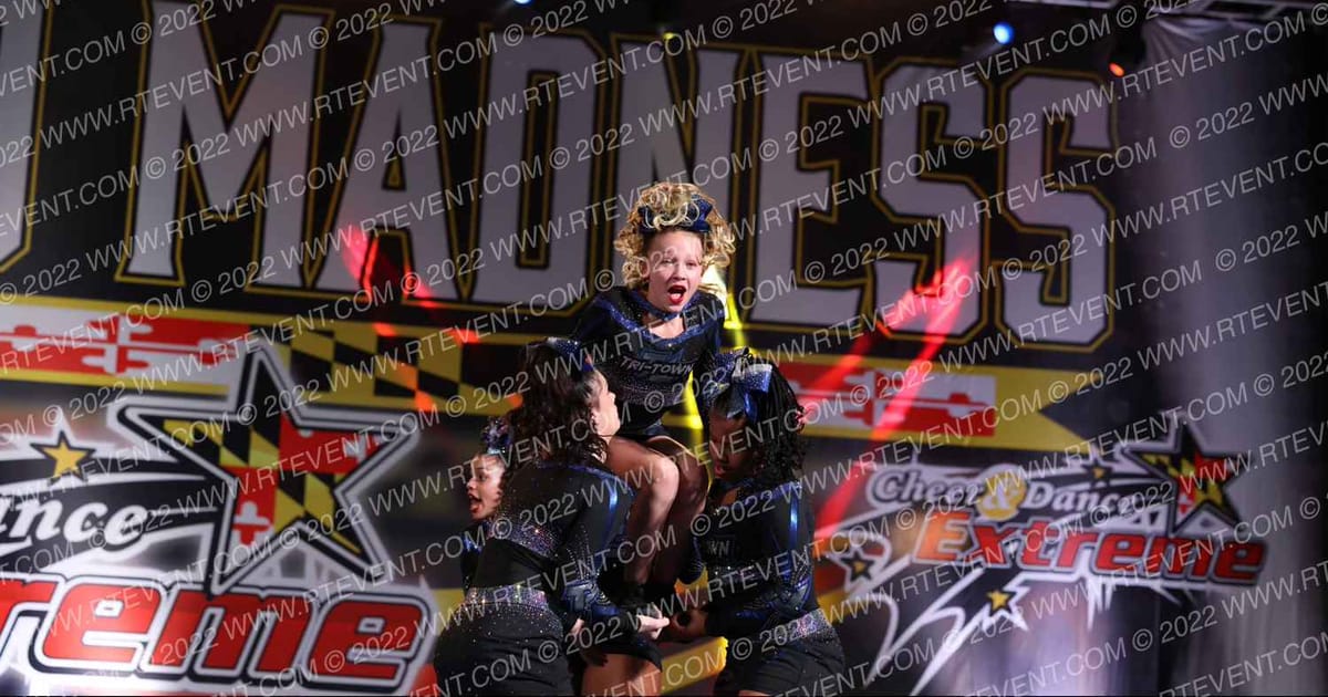 Tri-Town Competitive Cheerleading Black Ice · MARYLAND MADNESS