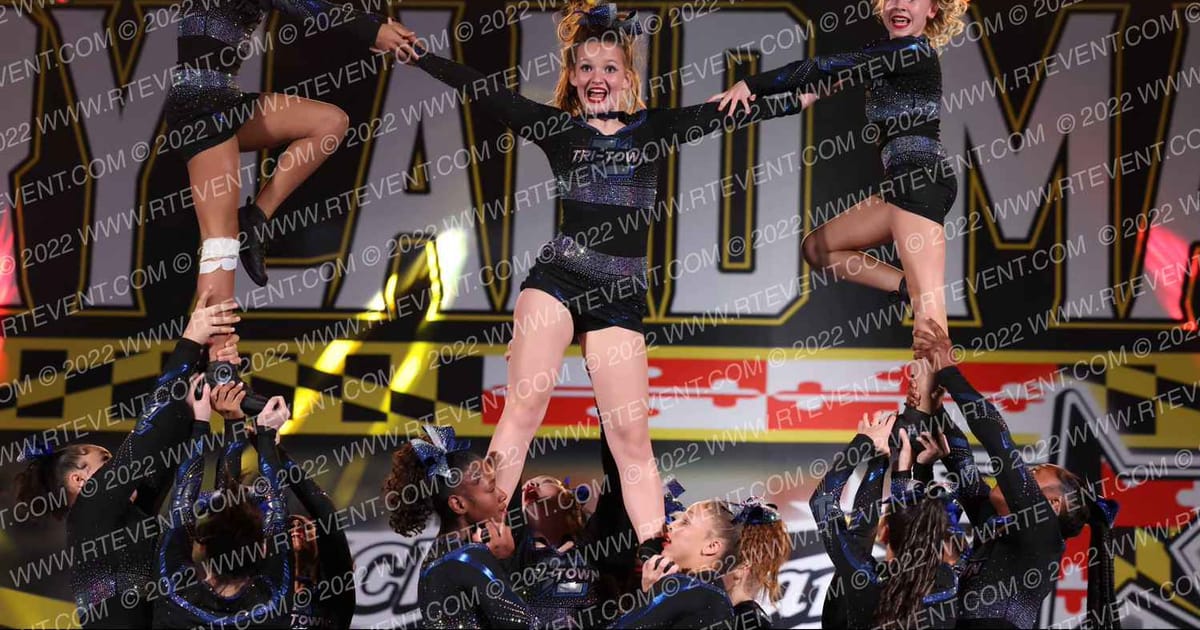Tri-Town Competitive Cheerleading Lady Lightning · MARYLAND MADNESS