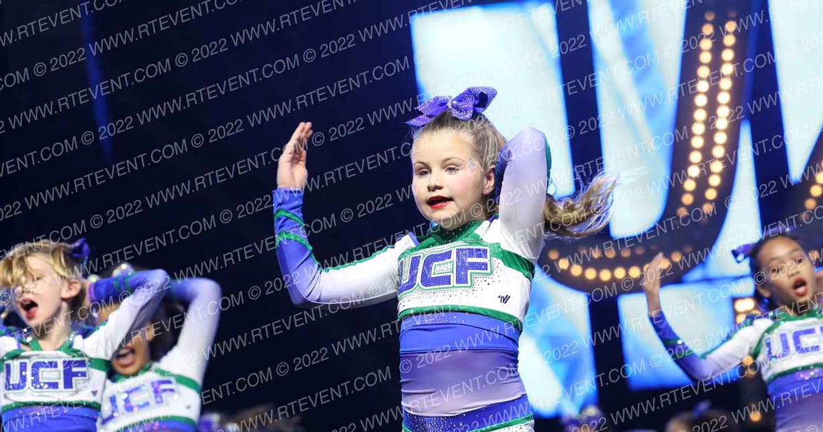 UNIVERSITY CHEER FORCE FLASH · DI Nationals