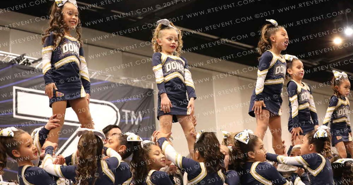 PR DONNAS JR GREMLINS · Holiday Showcase