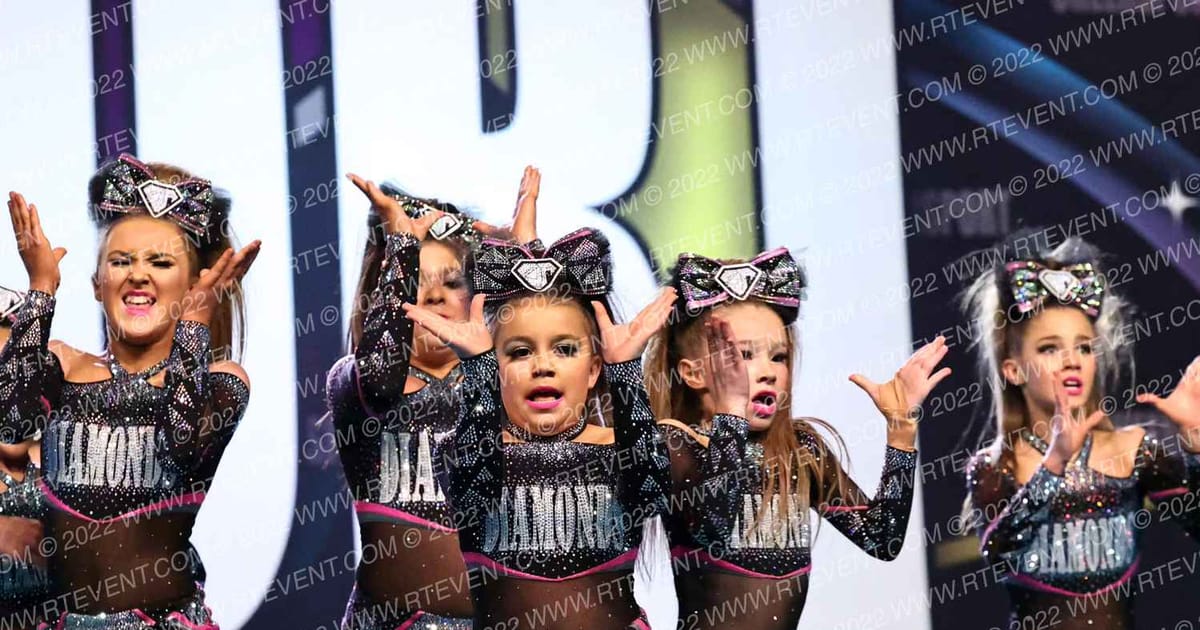 Diamonds All Stars Covergirls · CSN Arena B Two