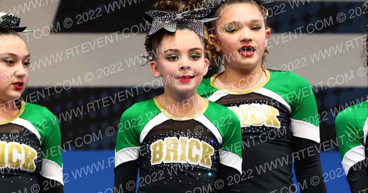 BRICK CHEER D10 · YCADA Globals