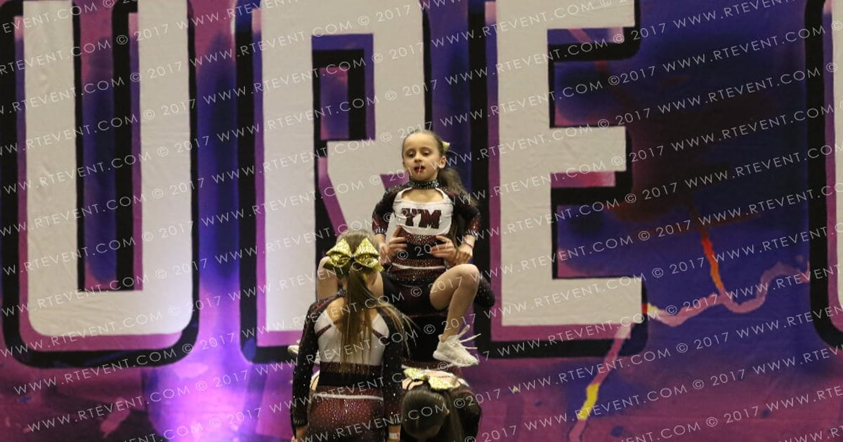 Yorkshire Martyrs Cheerleading and Dance School Sparkles · FC Circus Spectacular