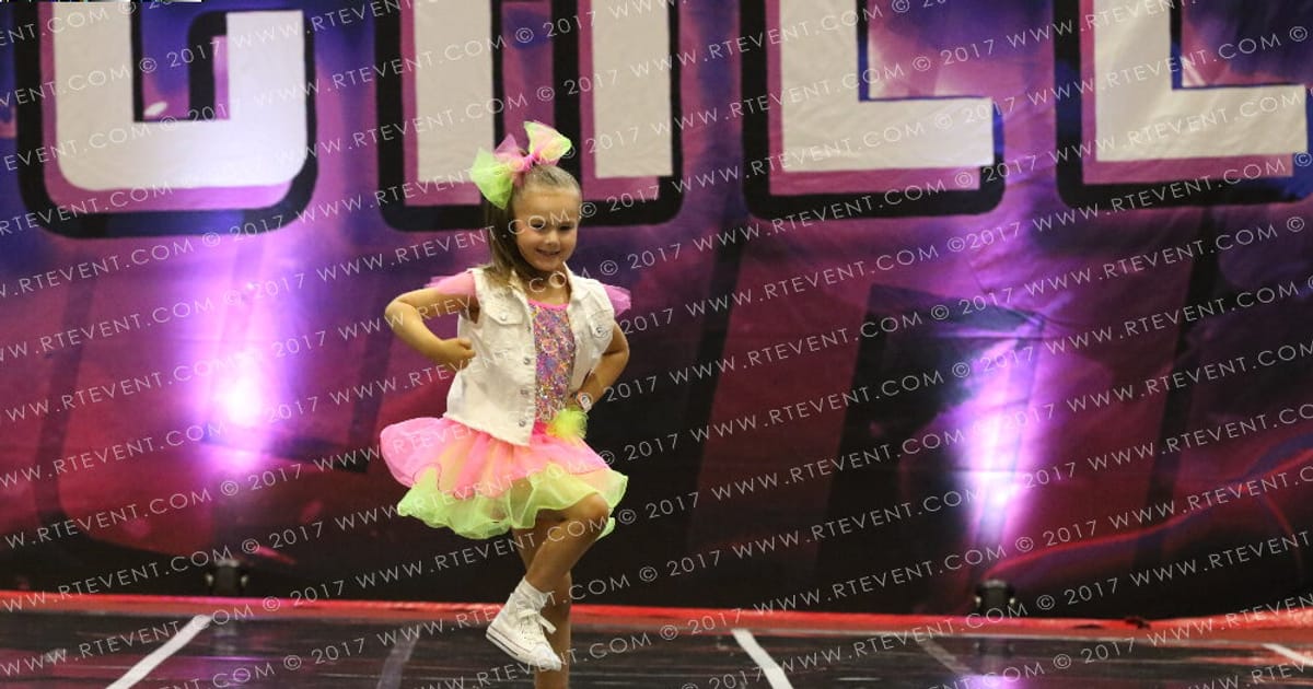 Hartlepool Hawks Cheerleading Academy Ava Kelly · FC Circus Spectacular