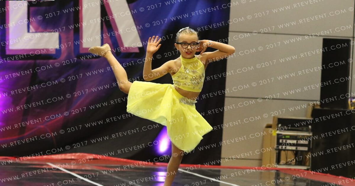 Hartlepool Hawks Cheerleading Academy Olivia Templeton · FC Circus Spectacular