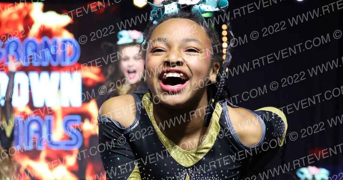 Champion Cheer Lava Girls · GLCC Grand Nationals