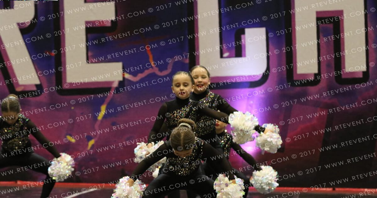Yorkshire Martyrs Cheerleading and Dance School Duchesses · FC Circus Spectacular