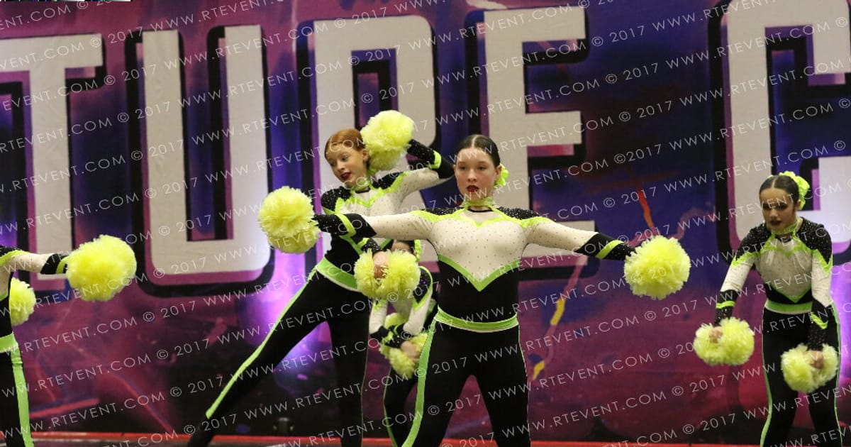 The Hunslet Club emeralds · FC Circus Spectacular