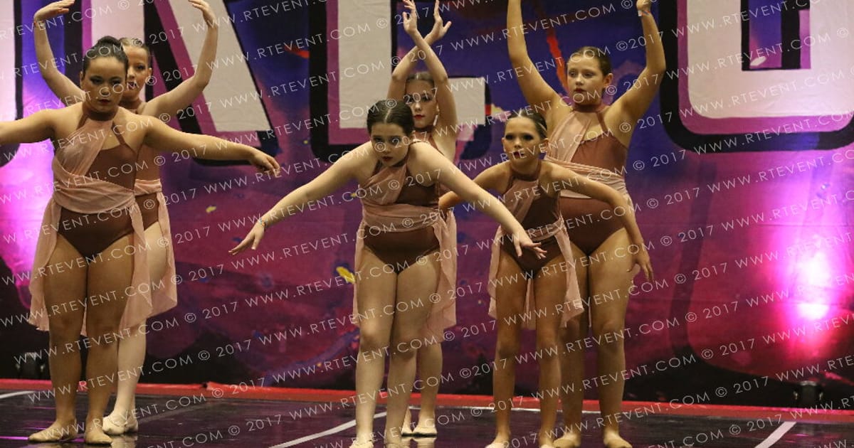 ECHO Athletics Eclipse · FC Circus Spectacular