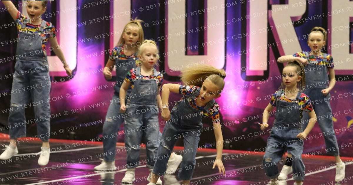 Sparks Little Rebels · FC Circus Spectacular