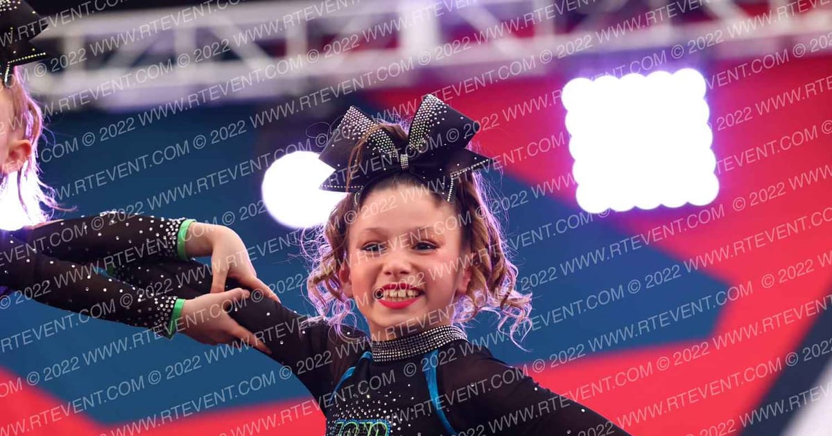 Long Island Cheer Glitz · MAC Wildwood Grand Nationals