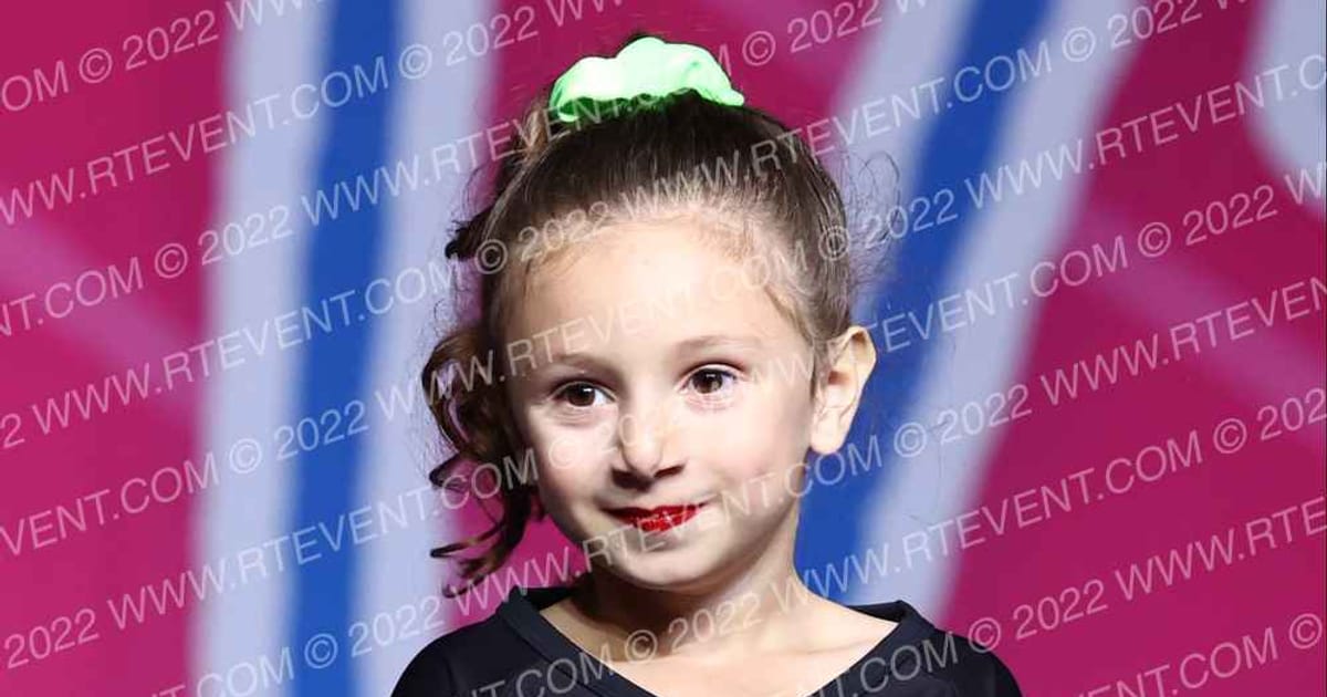 Cheer Athletics Pensacola Tiny Turtles · Deep South Destin Beach Nationals