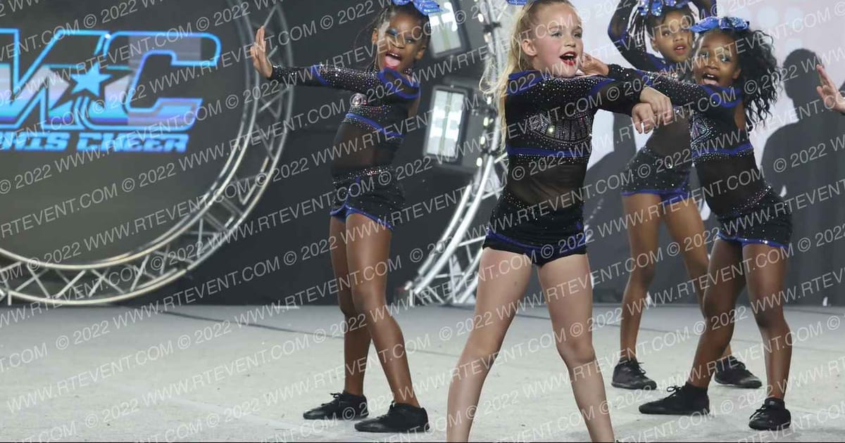 Memphis Cheer Mini Mavericks · DEEP SOUTH KINGS OF ROCK CLASSIC