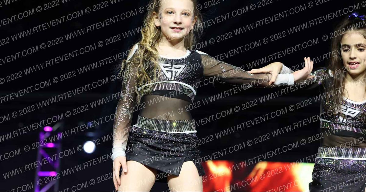 Element Athletics MKE Lady Hurricanes · GLCC Grand Nationals