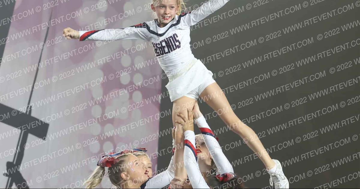Legendary Cheer & Tumbling Lightning · DEEP SOUTH KINGS OF ROCK CLASSIC