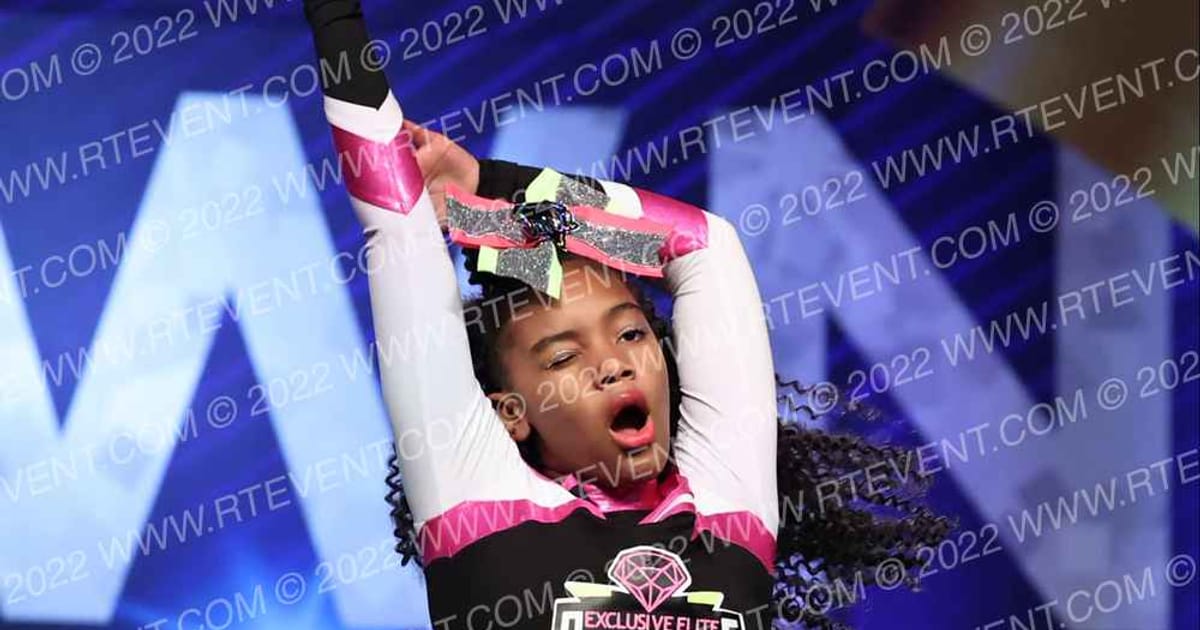 Exclusive Elite All-Stars EEA Electric Amethyst · Vegas Crown