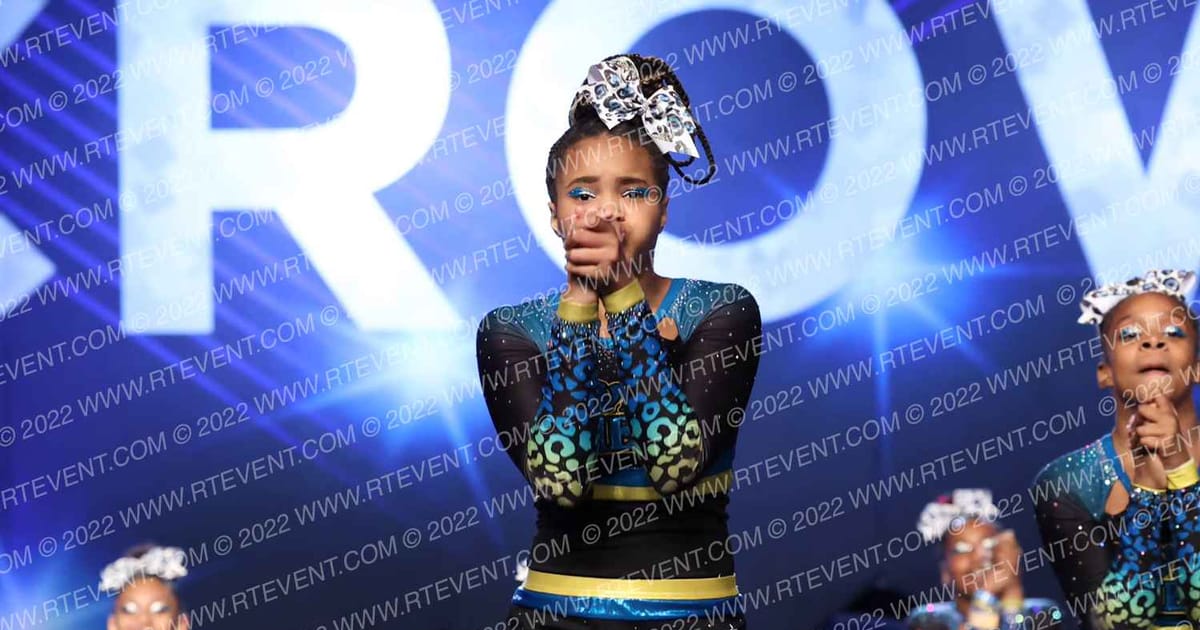 Divine Cheer REGAL · Vegas Crown