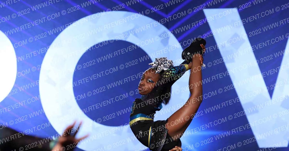 Divine Cheer EMPIRE · Vegas Crown