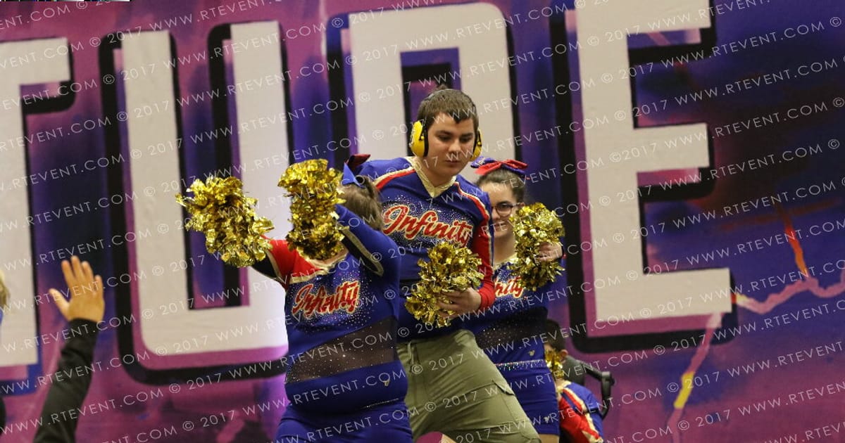 Infinity Cheer   Dance Shooting Stars Pom · FC Circus Spectacular