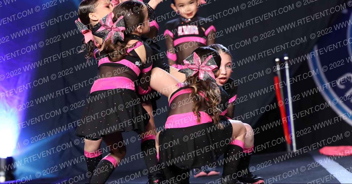 Las Vegas All Stars MINI MAGENTA · Vegas Crown