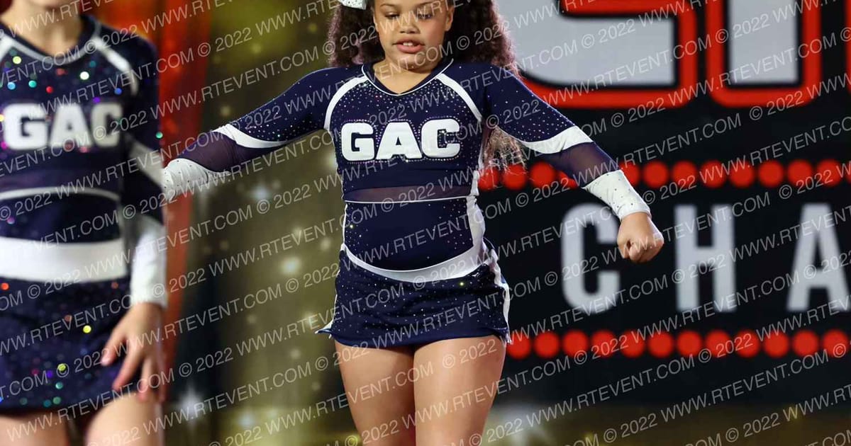 Greensboro All Star Cheerleading Mini Moonstones · Encore Concord Showdown