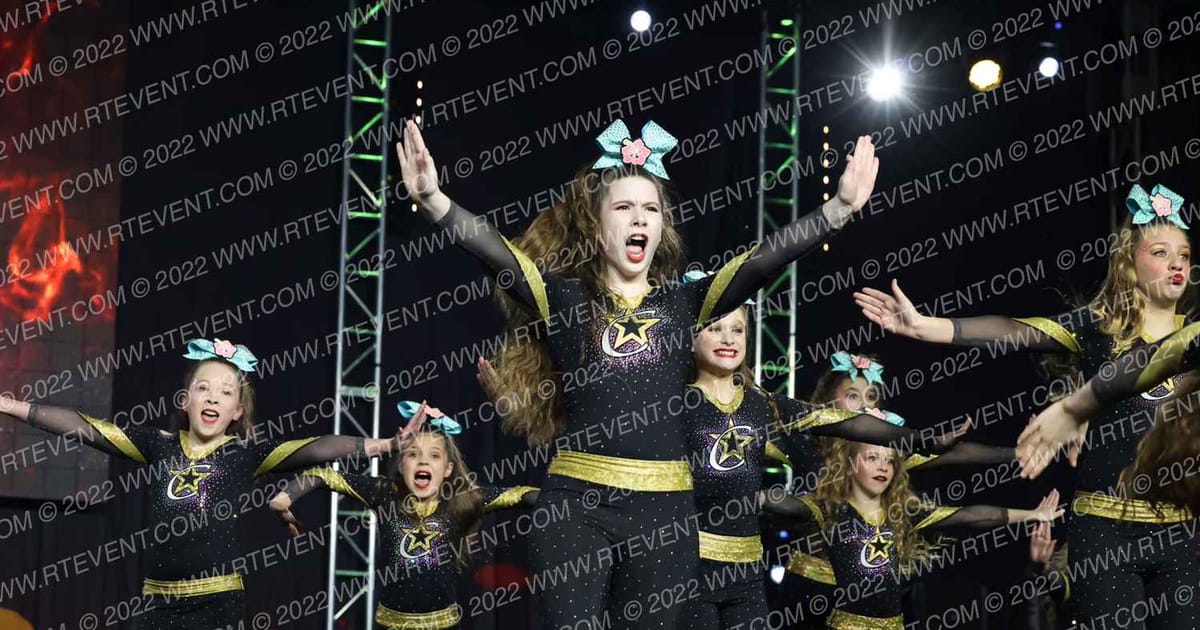Champion Cheer Lava Girls · GLCC Grand Nationals