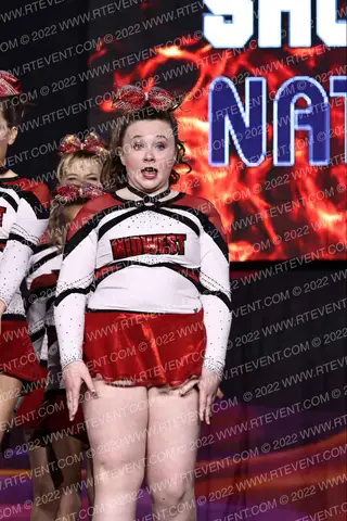 Midwest Elite Lady Raiders