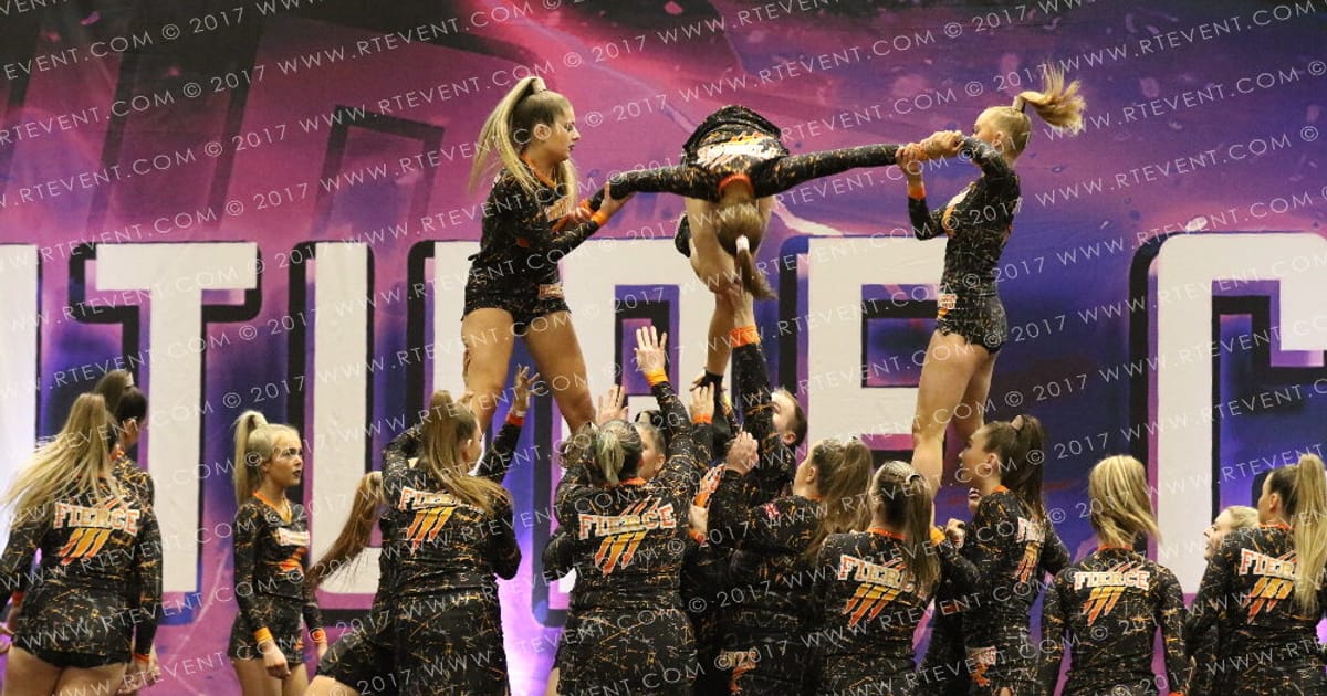 Hartlepool Hawks Cheerleading Academy Fierce · FC Circus Spectacular