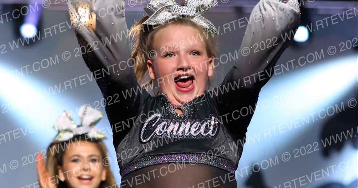 Connect Cheer Northwest Peach · PacWest Grand Nationals