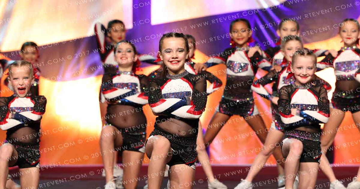 American Cheer MINI SPARKLE · GSSA Bakersfield