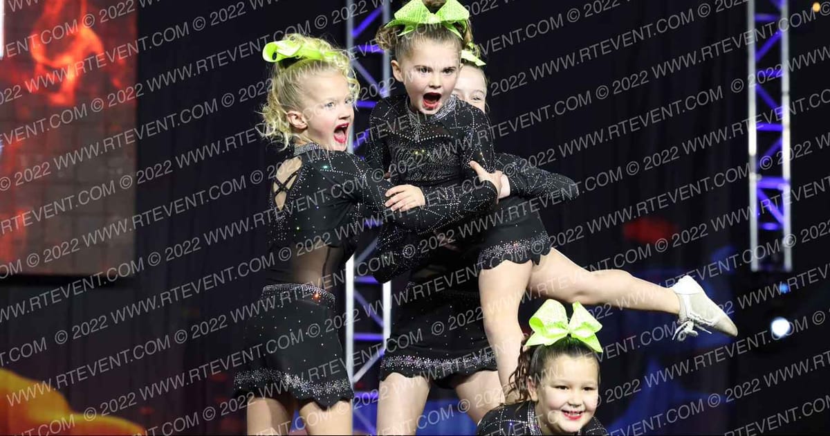 Ultimate Force Cheer & Tumble Bombshells · GLCC Grand Nationals