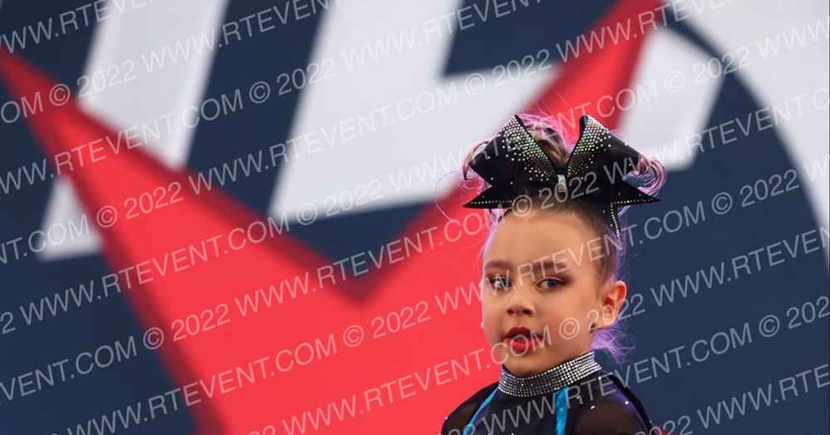 Long Island Cheer Dazzle · MAC Wildwood Grand Nationals
