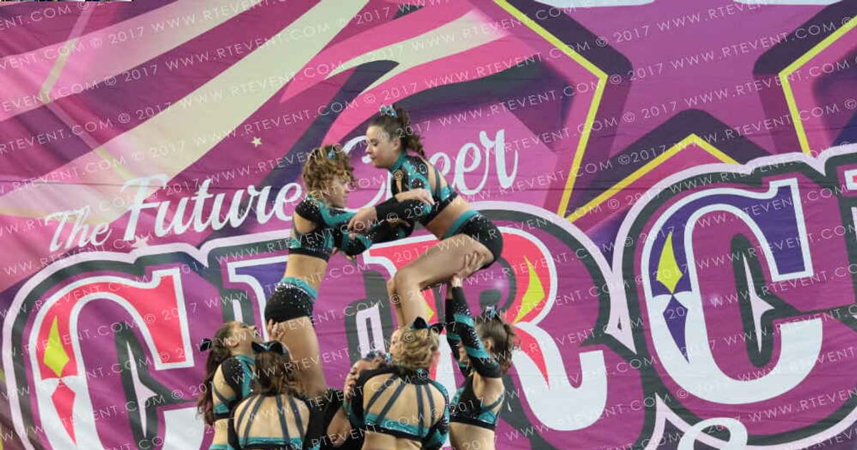 Vibes Cheerleading VENOMOUS · FC Circus Spectacular