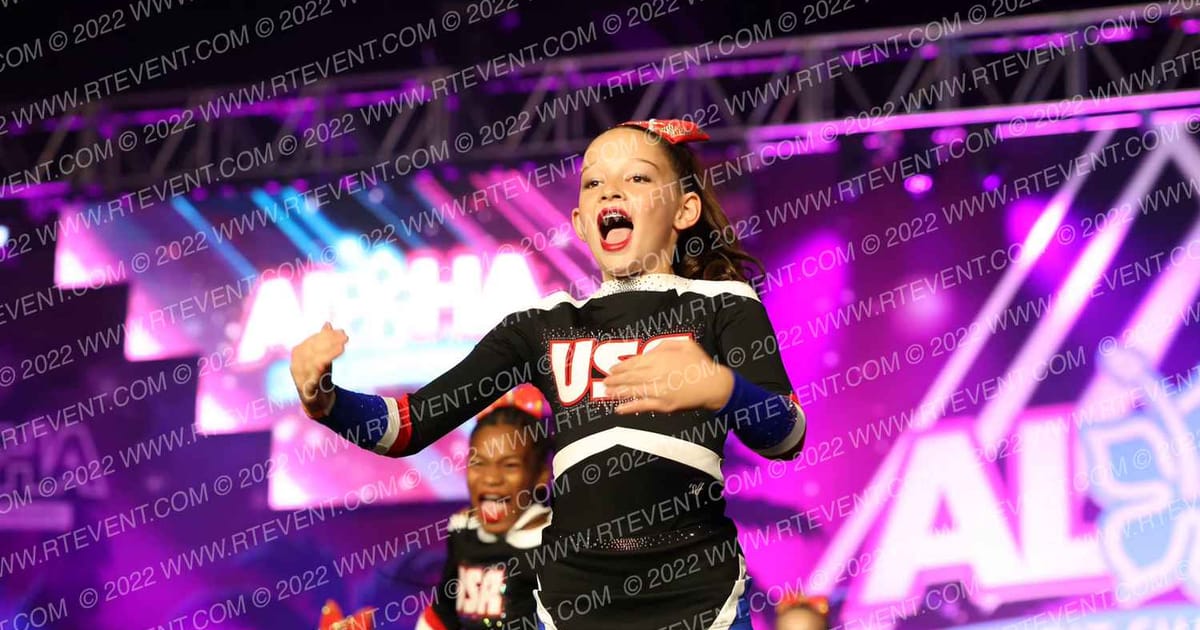 USA Starz Dazzle · Aloha Grand Nationals