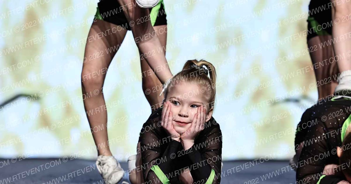 Minnesota Xtreme All Star Cheer Lithium · Gold Rush Chicago