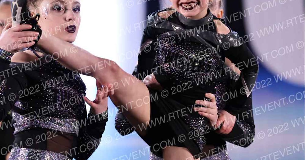 Twisters Elite Tropical Storm · CHEERSPORT Reading Classic