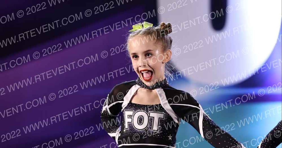 Flipping Out Tumbling Bet · CHEERSPORT Reading Classic