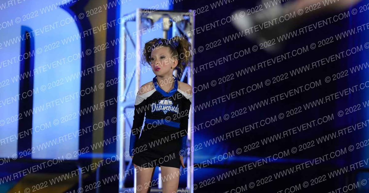 Desert Diamond All Stars Mini Sparks · Cheer Sport Classic