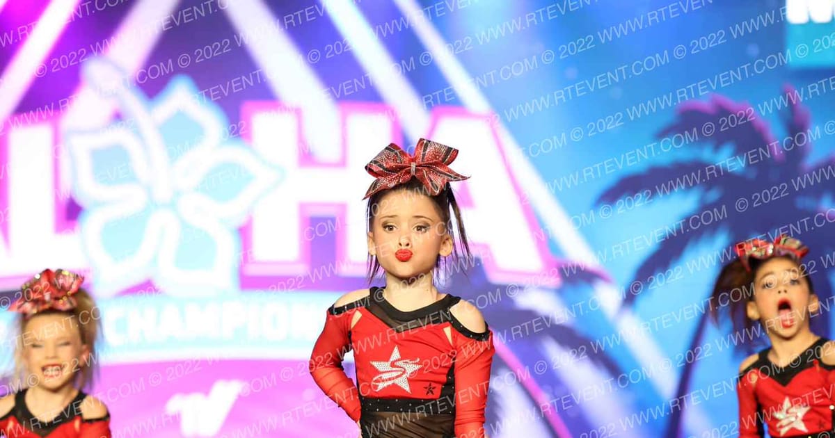 Starstruck Mini Divas · Aloha Grand Nationals
