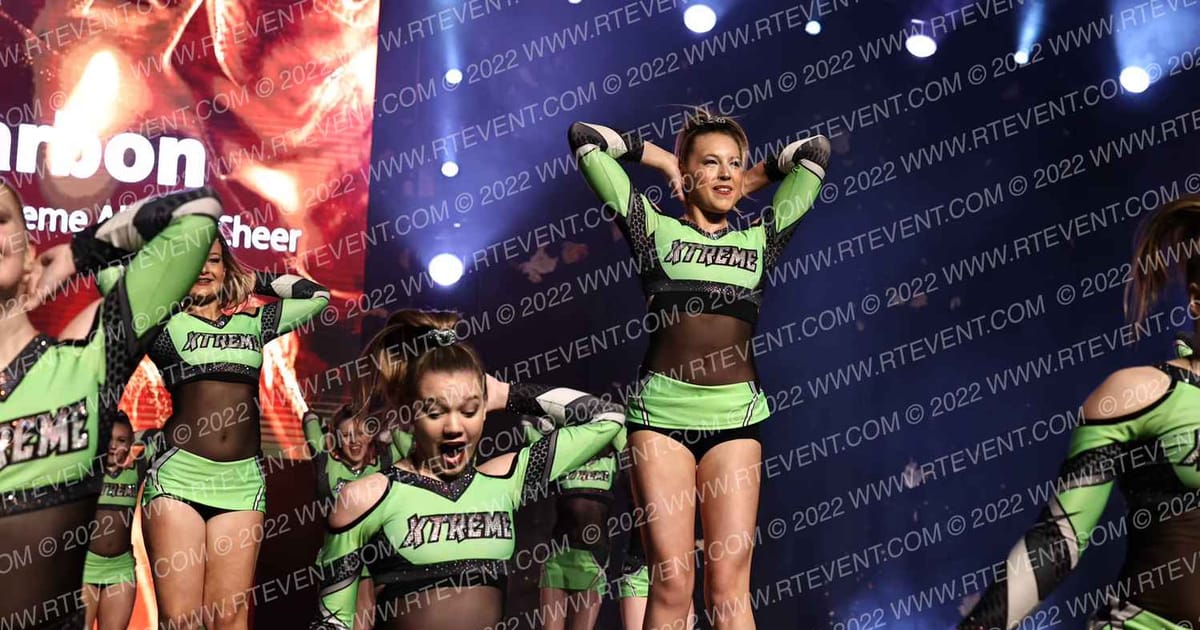 Minnesota Xtreme All Star Cheer Carbon · Gold Rush Chicago
