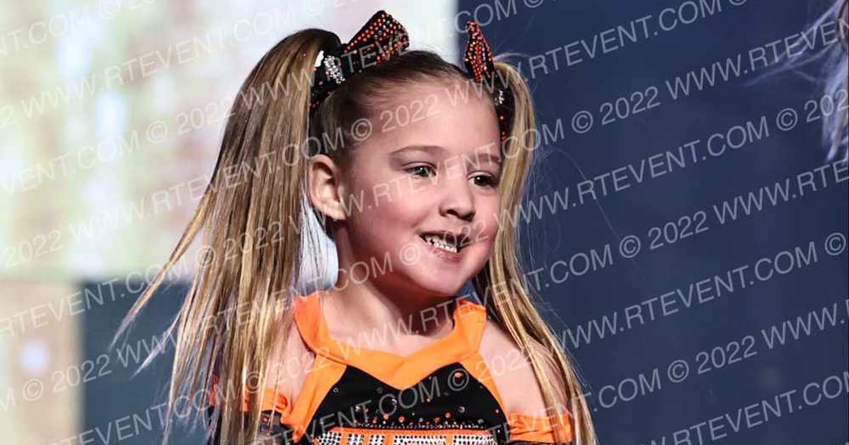 WILDCATS Cheer Pride CUBS · Gold Rush Chicago