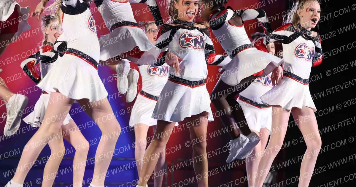 Off Main All Stars Smoke · The American Royale Sevierville Nationals DIDII