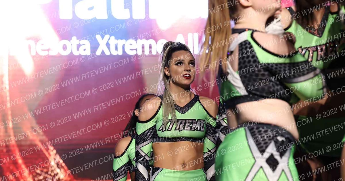 Minnesota Xtreme All Star Cheer Platinum · Gold Rush Chicago